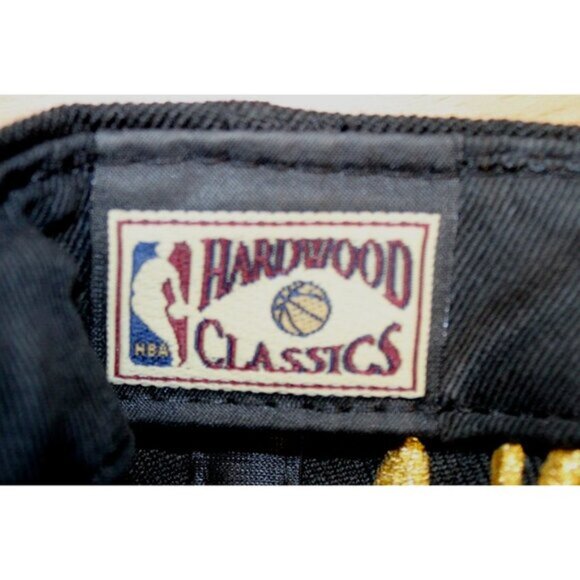 NBA Chicago Bulls Snapback Cap Hat OS One Size New Era 9Fifty Hardwood Classics - Picture 8 of 8